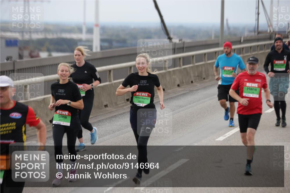 03.10.2025 - Köhlbrandbrückenlauf Jannik Wohlers http://msf.ph/oto/9146964 03.10.2025 15:50:03 Position 1 8971, 8970 meine-sportfotos.de