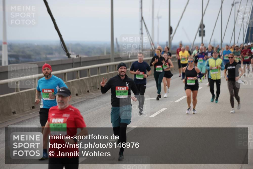 03.10.2025 - Köhlbrandbrückenlauf Jannik Wohlers http://msf.ph/oto/9146976 03.10.2025 15:50:05 Position 1 8292 meine-sportfotos.de