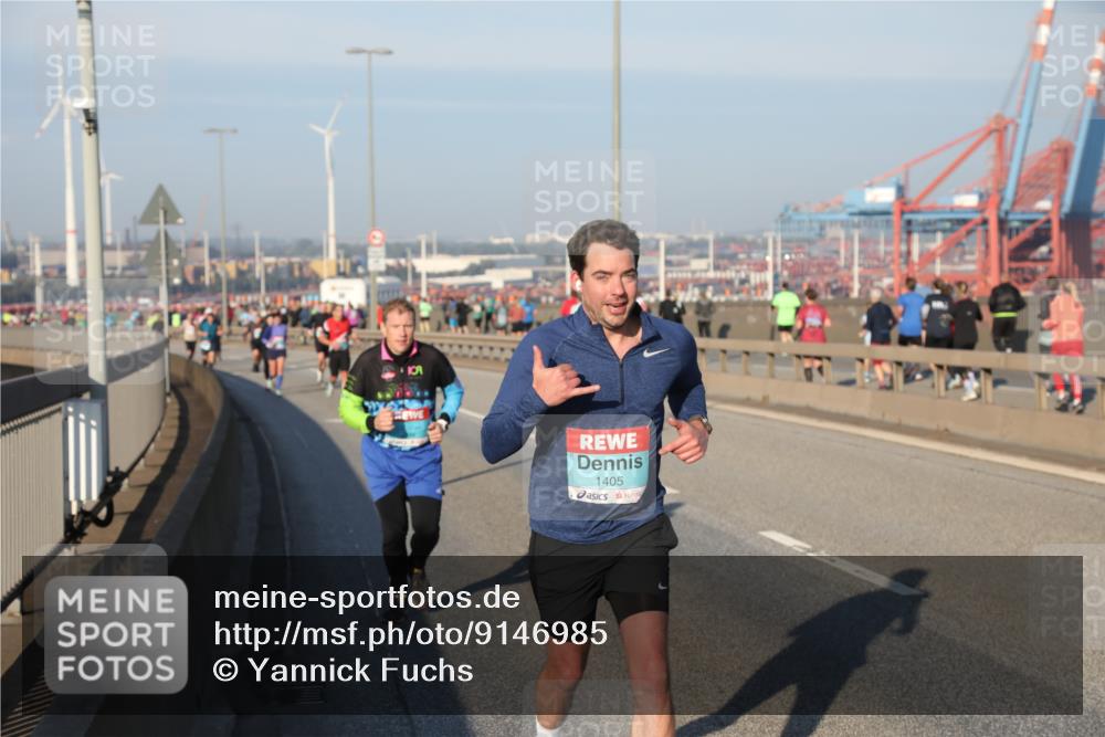 03.10.2025 - Köhlbrandbrückenlauf Yannick Fuchs http://msf.ph/oto/9146985 03.10.2025 08:37:31 Position 2 1405 meine-sportfotos.de