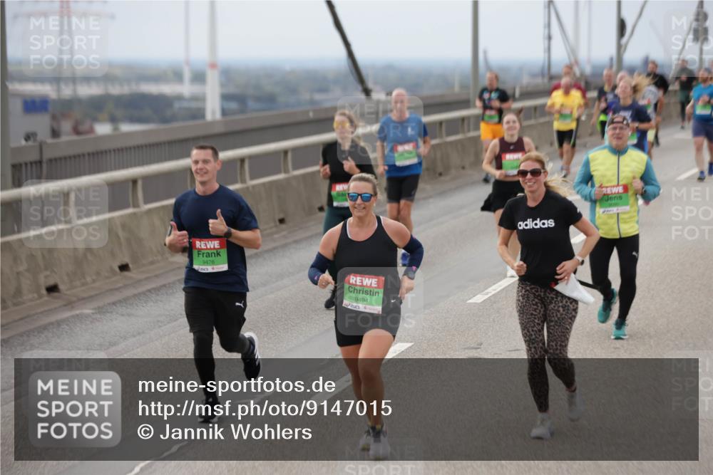 03.10.2025 - Köhlbrandbrückenlauf Jannik Wohlers http://msf.ph/oto/9147015 03.10.2025 15:50:09 Position 1 9476, 9494 meine-sportfotos.de
