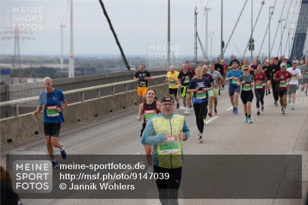 03.10.2025 - Köhlbrandbrückenlauf Jannik Wohlers http://msf.ph/oto/9147039 03.10.2025 15:50:12 Position 1 9080 meine-sportfotos.de