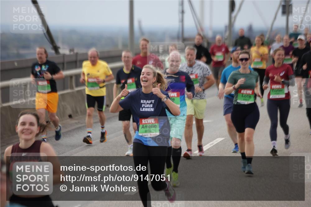 03.10.2025 - Köhlbrandbrückenlauf Jannik Wohlers http://msf.ph/oto/9147051 03.10.2025 15:50:13 Position 1 9152, 8454 meine-sportfotos.de