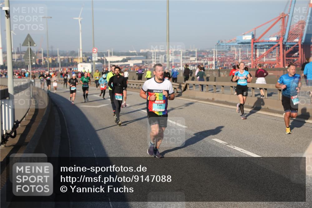 03.10.2025 - Köhlbrandbrückenlauf Yannick Fuchs http://msf.ph/oto/9147088 03.10.2025 08:37:52 Position 2 1248 meine-sportfotos.de