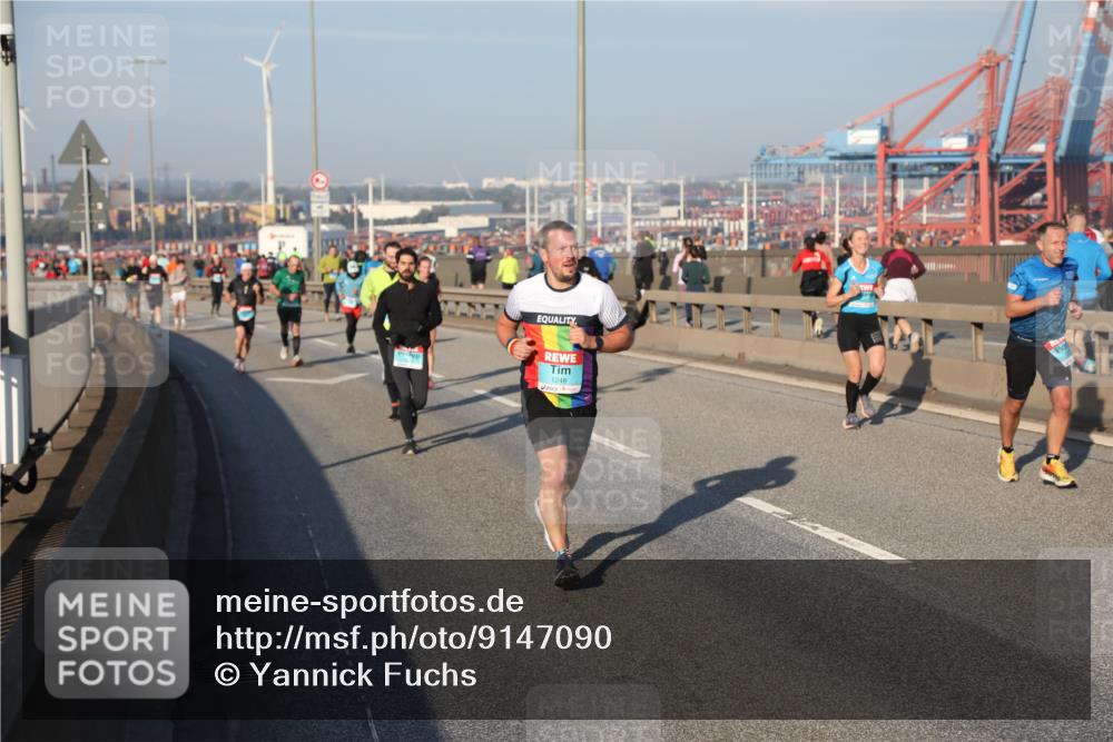 03.10.2025 - Köhlbrandbrückenlauf Yannick Fuchs http://msf.ph/oto/9147090 03.10.2025 08:37:52 Position 2 1248 meine-sportfotos.de