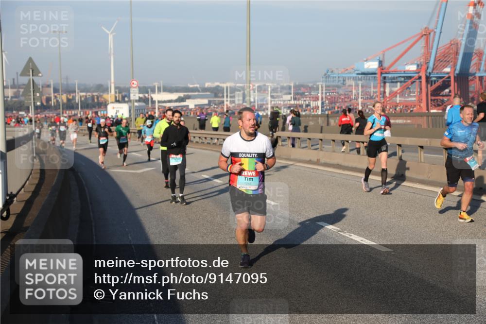 03.10.2025 - Köhlbrandbrückenlauf Yannick Fuchs http://msf.ph/oto/9147095 03.10.2025 08:37:52 Position 2 1248 meine-sportfotos.de
