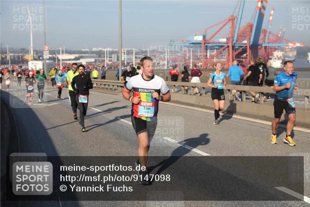 03.10.2025 - Köhlbrandbrückenlauf Yannick Fuchs http://msf.ph/oto/9147098 03.10.2025 08:37:53 Position 2 1248 meine-sportfotos.de