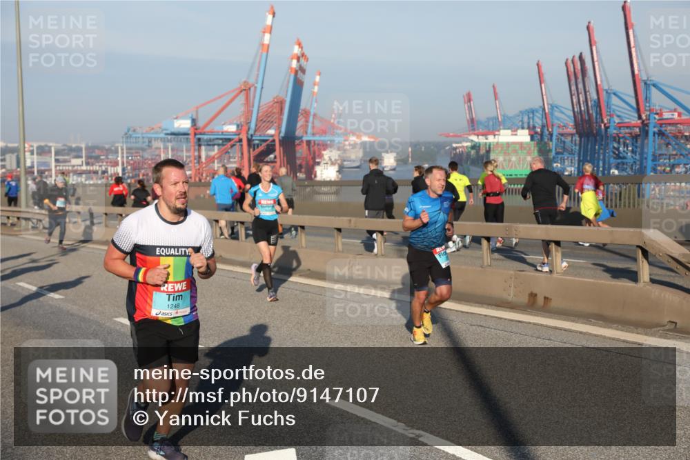 03.10.2025 - Köhlbrandbrückenlauf Yannick Fuchs http://msf.ph/oto/9147107 03.10.2025 08:37:53 Position 2 1248 meine-sportfotos.de