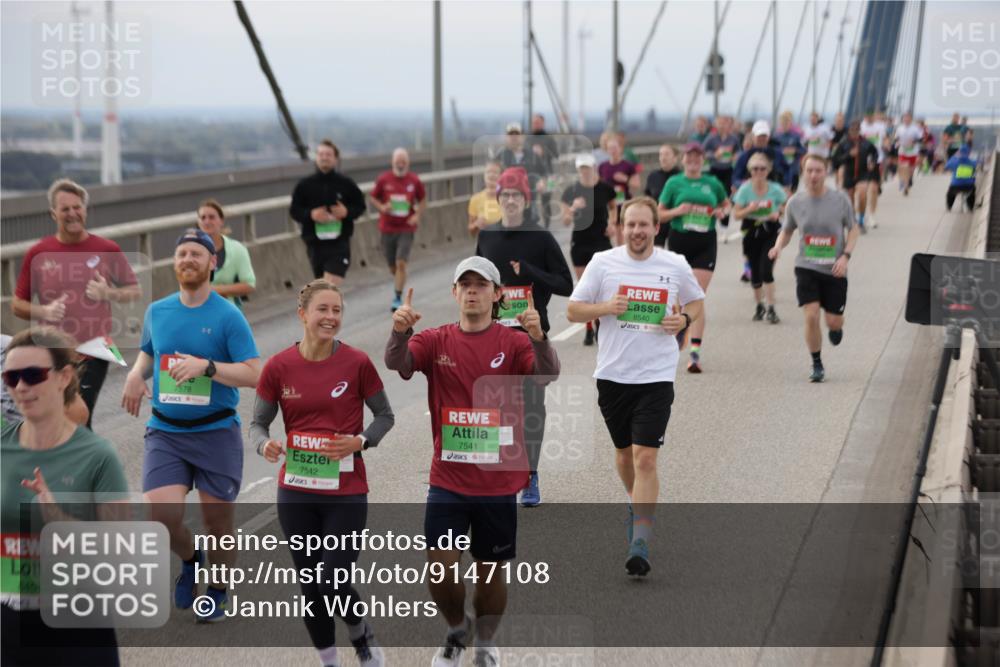 03.10.2025 - Köhlbrandbrückenlauf Jannik Wohlers http://msf.ph/oto/9147108 03.10.2025 15:50:18 Position 1 8451, 578, 7542, 7541, 8540 meine-sportfotos.de