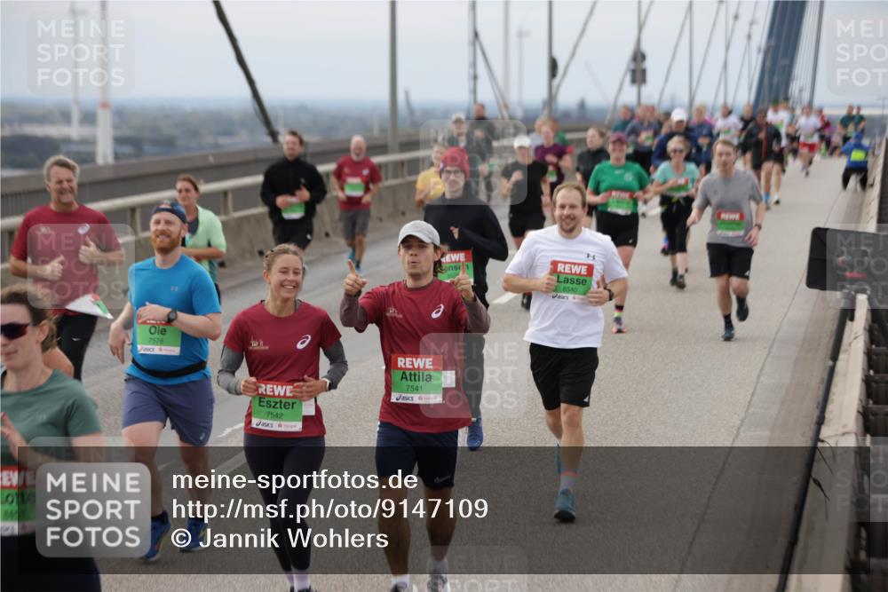 03.10.2025 - Köhlbrandbrückenlauf Jannik Wohlers http://msf.ph/oto/9147109 03.10.2025 15:50:18 Position 1 8451, 7578, 7542, 7541, 8540 meine-sportfotos.de