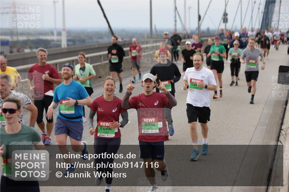 03.10.2025 - Köhlbrandbrückenlauf Jannik Wohlers http://msf.ph/oto/9147116 03.10.2025 15:50:18 Position 1 8451, 7578, 7542, 7541, 8540 meine-sportfotos.de
