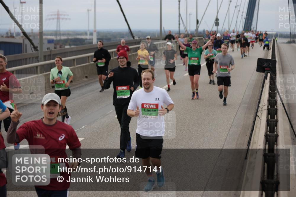 03.10.2025 - Köhlbrandbrückenlauf Jannik Wohlers http://msf.ph/oto/9147141 03.10.2025 15:50:20 Position 1 7541, 8529, 8540 meine-sportfotos.de