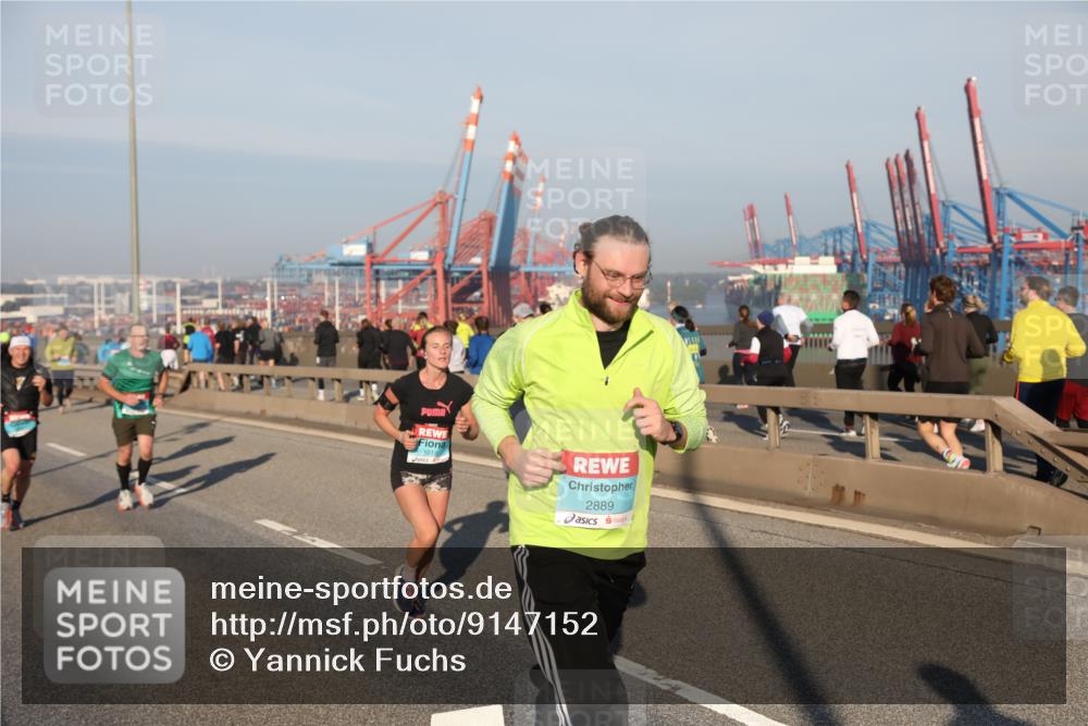 03.10.2025 - Köhlbrandbrückenlauf Yannick Fuchs http://msf.ph/oto/9147152 03.10.2025 08:37:58 Position 2 1018, 2889 meine-sportfotos.de
