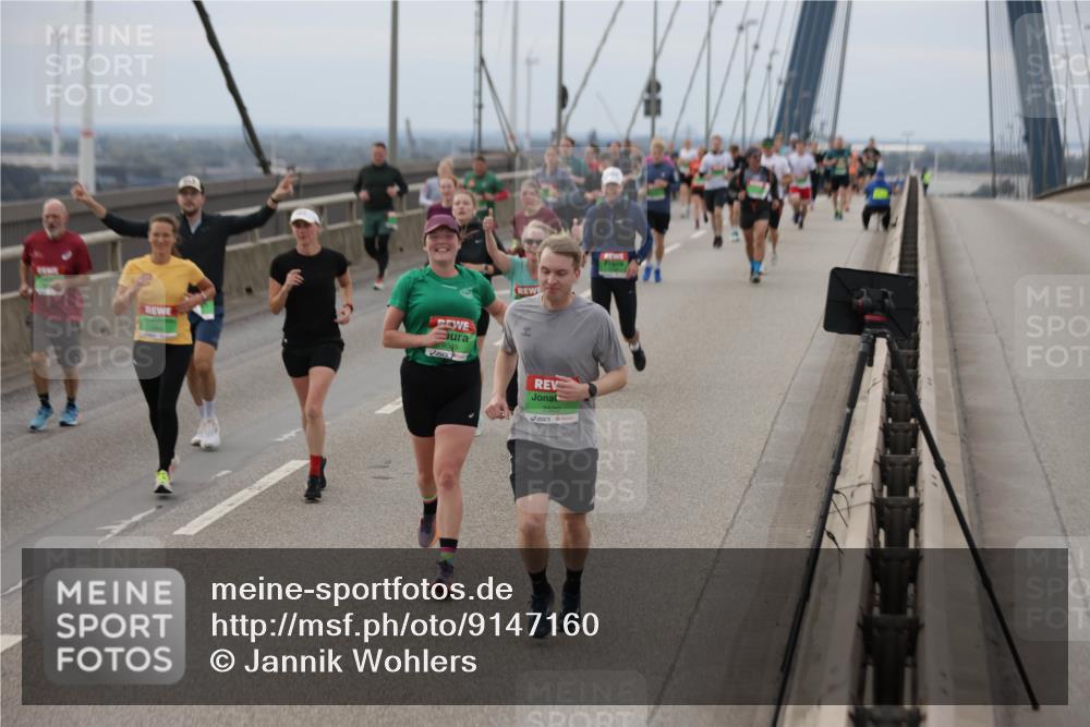 03.10.2025 - Köhlbrandbrückenlauf Jannik Wohlers http://msf.ph/oto/9147160 03.10.2025 15:50:22 Position 1 8040, 7502 meine-sportfotos.de