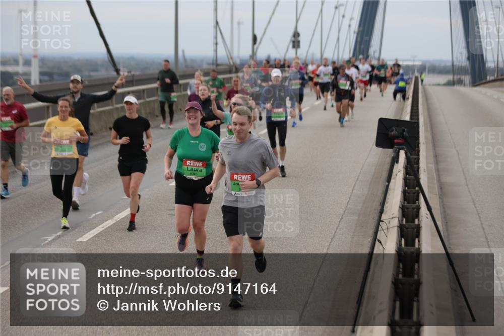 03.10.2025 - Köhlbrandbrückenlauf Jannik Wohlers http://msf.ph/oto/9147164 03.10.2025 15:50:22 Position 1 8040 meine-sportfotos.de