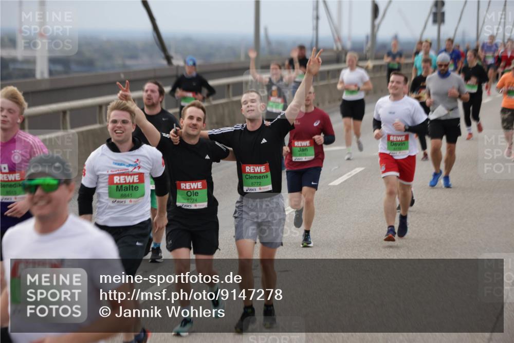 03.10.2025 - Köhlbrandbrückenlauf Jannik Wohlers http://msf.ph/oto/9147278 03.10.2025 15:50:33 Position 1 8513, 8841, 8774, 94, 8772, 8775, 8773 meine-sportfotos.de