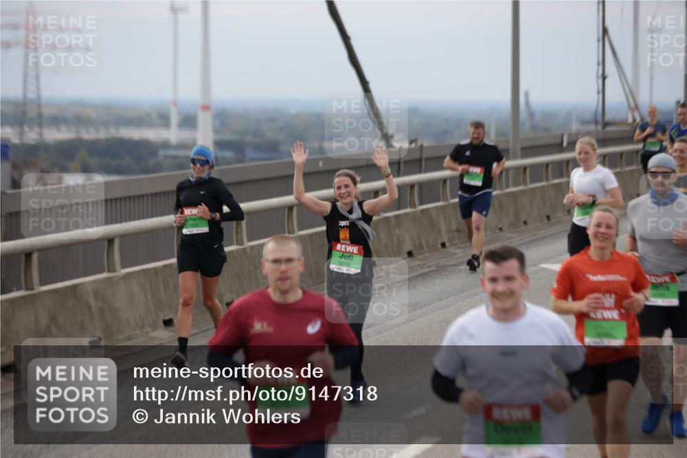 03.10.2025 - Köhlbrandbrückenlauf Jannik Wohlers http://msf.ph/oto/9147318 03.10.2025 15:50:36 Position 1 2016, 9325 meine-sportfotos.de
