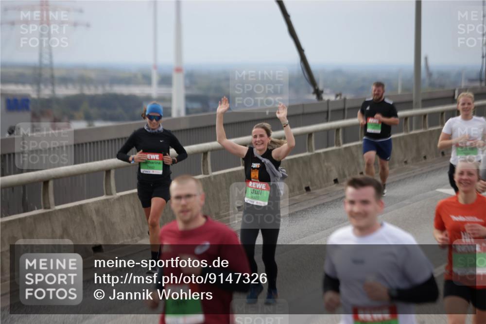 03.10.2025 - Köhlbrandbrückenlauf Jannik Wohlers http://msf.ph/oto/9147326 03.10.2025 15:50:36 Position 1 7492, 2016, 9325 meine-sportfotos.de