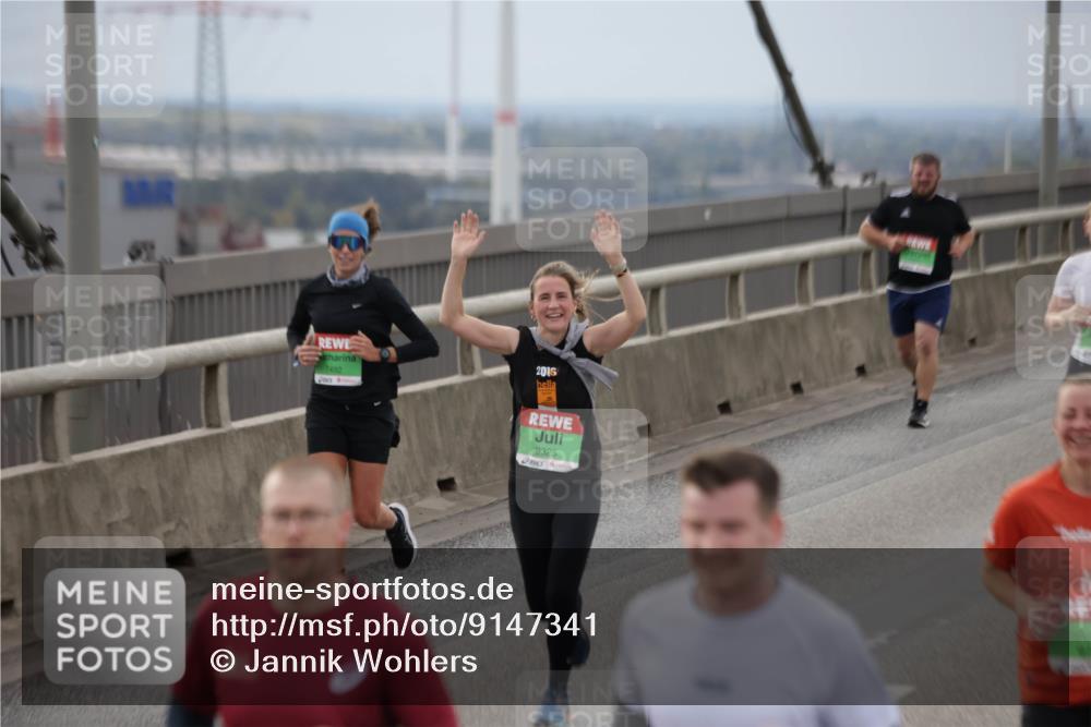 03.10.2025 - Köhlbrandbrückenlauf Jannik Wohlers http://msf.ph/oto/9147341 03.10.2025 15:50:37 Position 1 492, 2016, 9325 meine-sportfotos.de