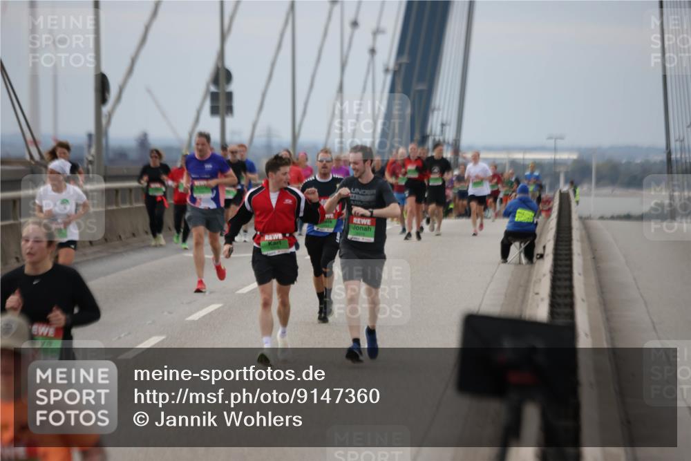 03.10.2025 - Köhlbrandbrückenlauf Jannik Wohlers http://msf.ph/oto/9147360 03.10.2025 15:50:39 Position 1  meine-sportfotos.de