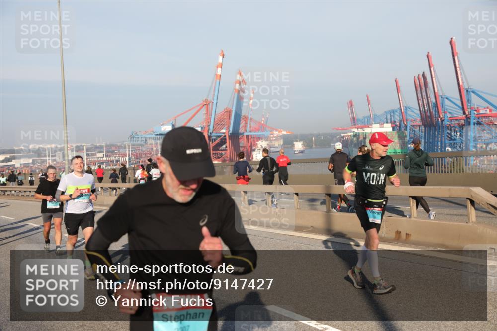 03.10.2025 - Köhlbrandbrückenlauf Yannick Fuchs http://msf.ph/oto/9147427 03.10.2025 08:38:28 Position 2  meine-sportfotos.de