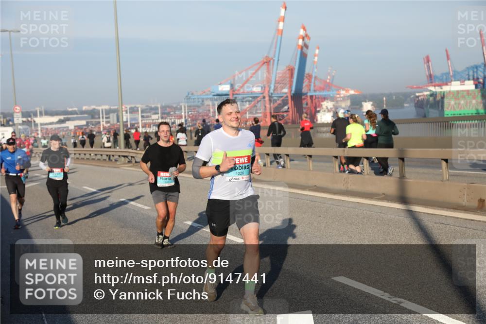 03.10.2025 - Köhlbrandbrückenlauf Yannick Fuchs http://msf.ph/oto/9147441 03.10.2025 08:38:29 Position 2 1146, 1226 meine-sportfotos.de
