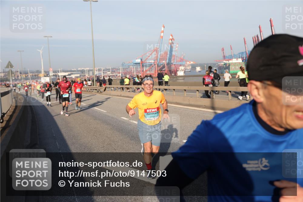 03.10.2025 - Köhlbrandbrückenlauf Yannick Fuchs http://msf.ph/oto/9147503 03.10.2025 08:38:35 Position 2 3495 meine-sportfotos.de