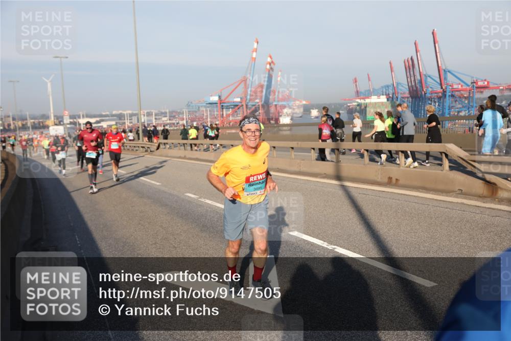 03.10.2025 - Köhlbrandbrückenlauf Yannick Fuchs http://msf.ph/oto/9147505 03.10.2025 08:38:35 Position 2 3495 meine-sportfotos.de