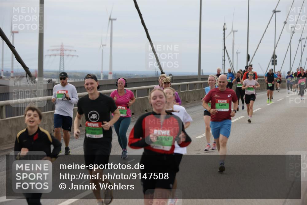 03.10.2025 - Köhlbrandbrückenlauf Jannik Wohlers http://msf.ph/oto/9147508 03.10.2025 15:51:01 Position 1 640, 7717 meine-sportfotos.de