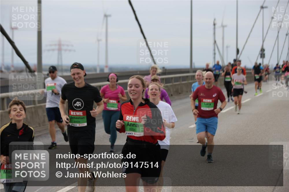 03.10.2025 - Köhlbrandbrückenlauf Jannik Wohlers http://msf.ph/oto/9147514 03.10.2025 15:51:01 Position 1 9460, 8409, 8224 meine-sportfotos.de