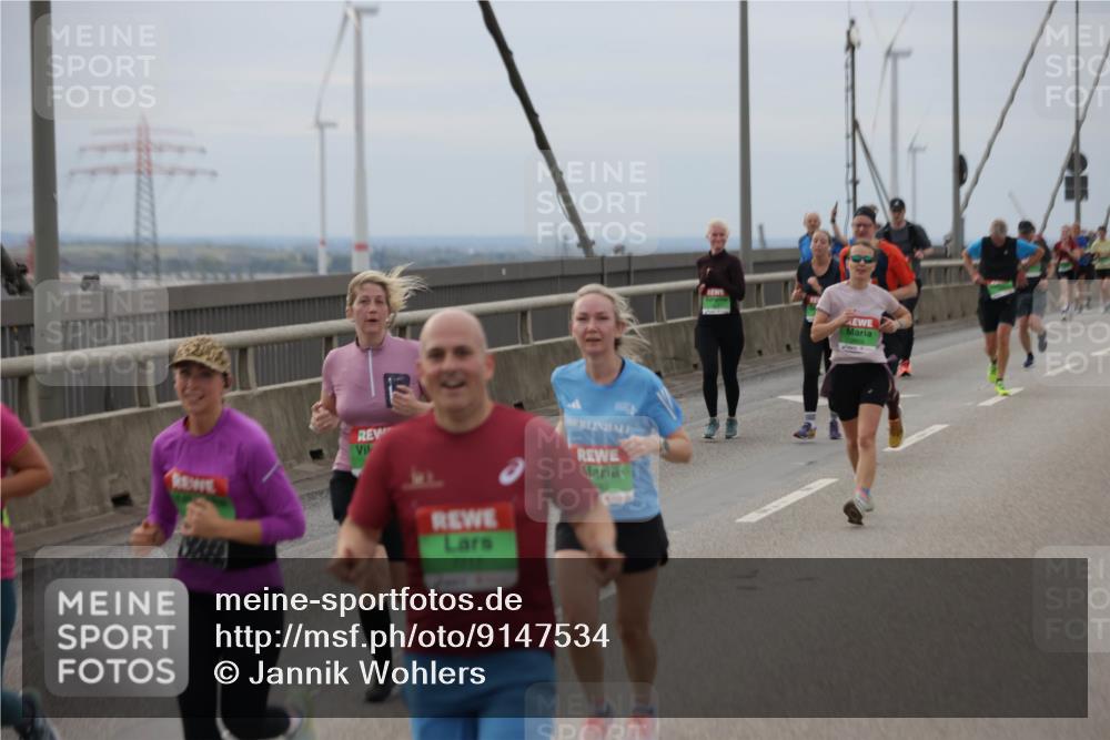 03.10.2025 - Köhlbrandbrückenlauf Jannik Wohlers http://msf.ph/oto/9147534 03.10.2025 15:51:03 Position 1  meine-sportfotos.de