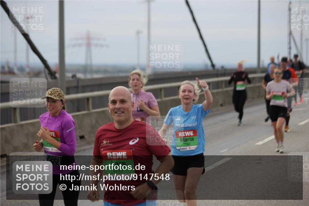 03.10.2025 - Köhlbrandbrückenlauf Jannik Wohlers http://msf.ph/oto/9147548 03.10.2025 15:51:03 Position 1 719, 7717, 7792 meine-sportfotos.de