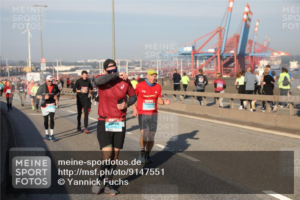 03.10.2025 - Köhlbrandbrückenlauf Yannick Fuchs http://msf.ph/oto/9147551 03.10.2025 08:38:38 Position 2 3118, 1219 meine-sportfotos.de