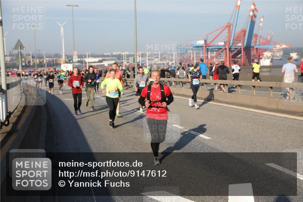 03.10.2025 - Köhlbrandbrückenlauf Yannick Fuchs http://msf.ph/oto/9147612 03.10.2025 08:38:44 Position 2  meine-sportfotos.de