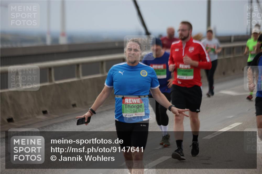03.10.2025 - Köhlbrandbrückenlauf Jannik Wohlers http://msf.ph/oto/9147641 03.10.2025 15:51:14 Position 1 7782, 8909 meine-sportfotos.de