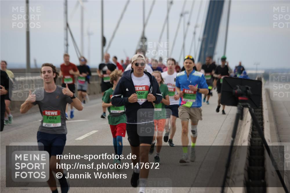 03.10.2025 - Köhlbrandbrückenlauf Jannik Wohlers http://msf.ph/oto/9147672 03.10.2025 15:51:17 Position 1 9203, 24, 9359, 7292 meine-sportfotos.de