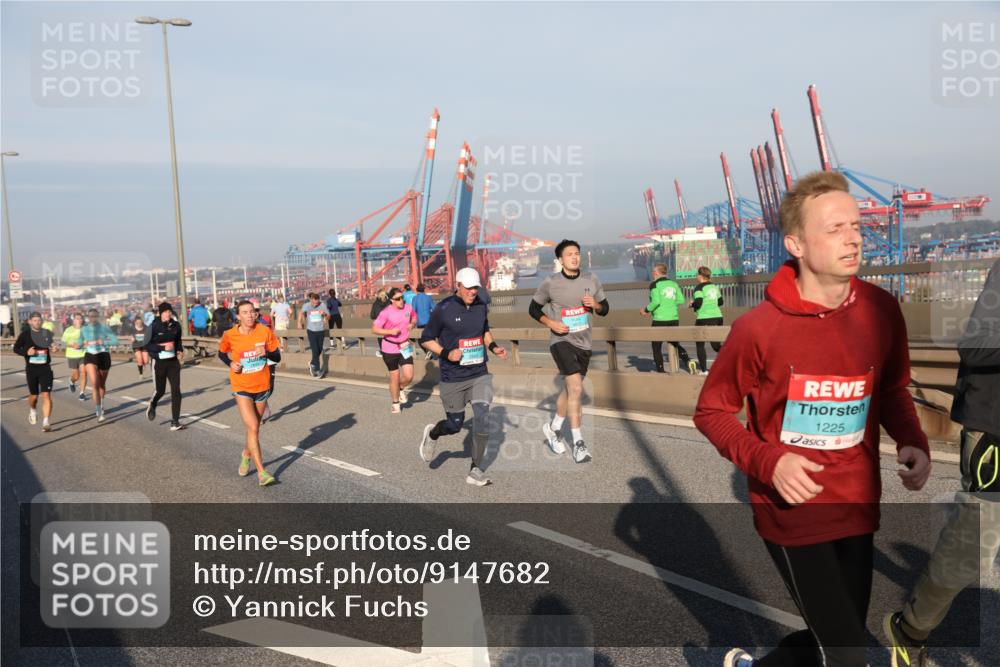 03.10.2025 - Köhlbrandbrückenlauf Yannick Fuchs http://msf.ph/oto/9147682 03.10.2025 08:38:50 Position 2 1225, 0 meine-sportfotos.de