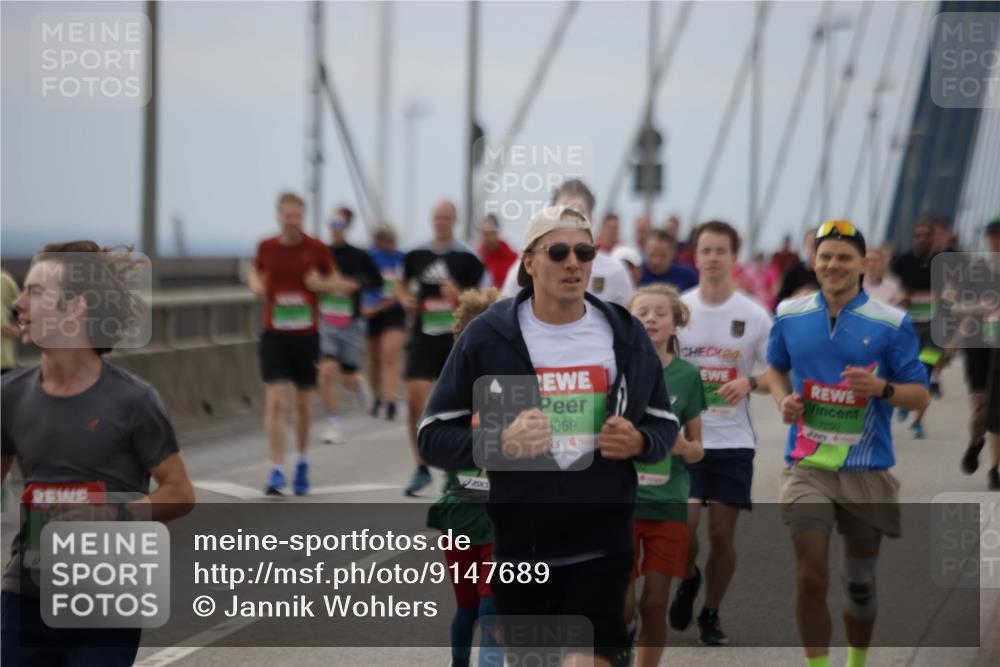 03.10.2025 - Köhlbrandbrückenlauf Jannik Wohlers http://msf.ph/oto/9147689 03.10.2025 15:51:18 Position 1 9359, 24, 7292 meine-sportfotos.de