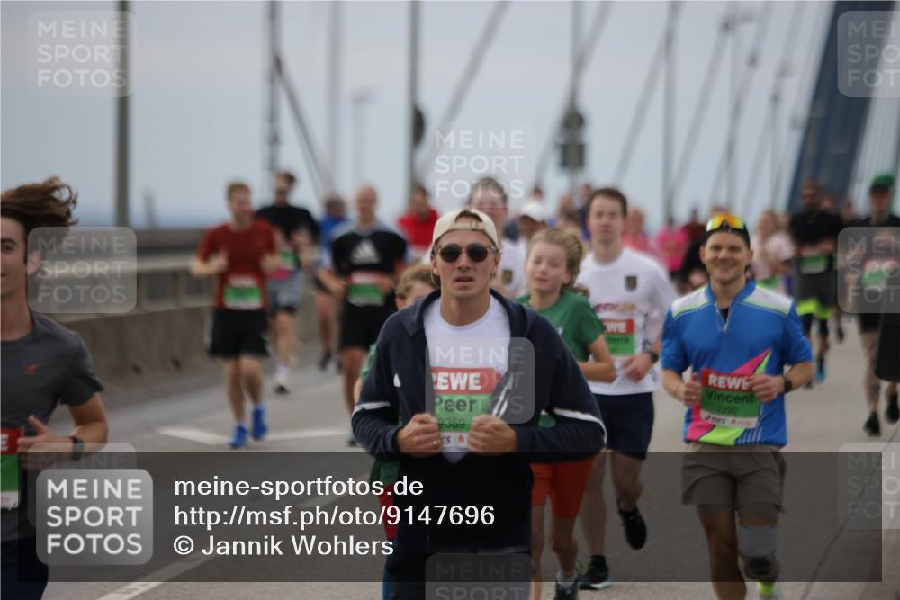 03.10.2025 - Köhlbrandbrückenlauf Jannik Wohlers http://msf.ph/oto/9147696 03.10.2025 15:51:18 Position 1 9359, 7292 meine-sportfotos.de