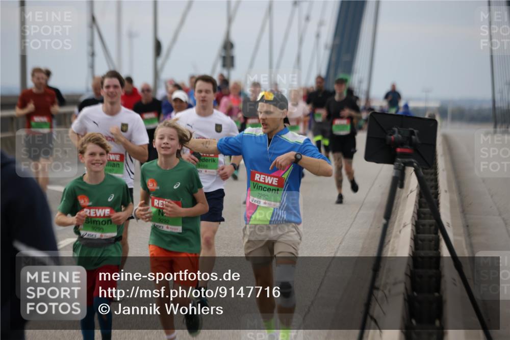 03.10.2025 - Köhlbrandbrückenlauf Jannik Wohlers http://msf.ph/oto/9147716 03.10.2025 15:51:20 Position 1 9167, 9293, 9292, 9166, 7292 meine-sportfotos.de