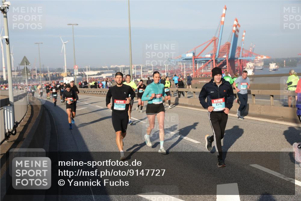03.10.2025 - Köhlbrandbrückenlauf Yannick Fuchs http://msf.ph/oto/9147727 03.10.2025 08:38:53 Position 2 1205, 1216 meine-sportfotos.de