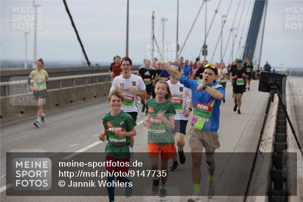 03.10.2025 - Köhlbrandbrückenlauf Jannik Wohlers http://msf.ph/oto/9147735 03.10.2025 15:51:21 Position 1 9167, 9292, 9293, 24, 66, 7292 meine-sportfotos.de
