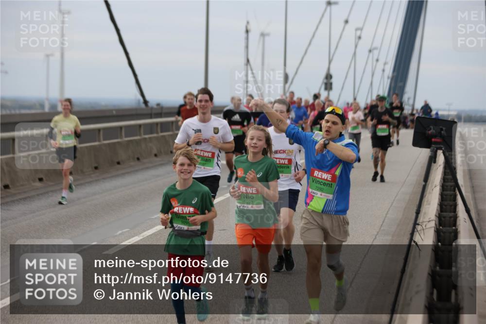 03.10.2025 - Köhlbrandbrückenlauf Jannik Wohlers http://msf.ph/oto/9147736 03.10.2025 15:51:21 Position 1 9167, 24, 166, 7292, 9293, 9292 meine-sportfotos.de