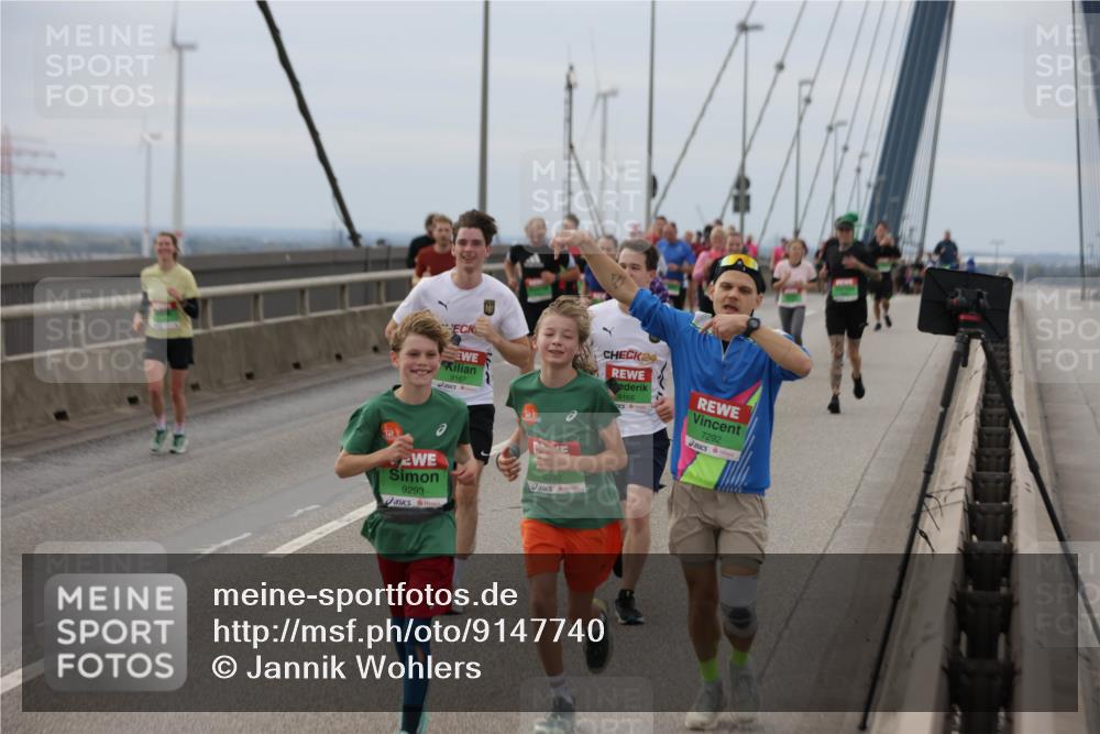 03.10.2025 - Köhlbrandbrückenlauf Jannik Wohlers http://msf.ph/oto/9147740 03.10.2025 15:51:21 Position 1 9167, 24, 9166, 7292, 9293, 9292 meine-sportfotos.de