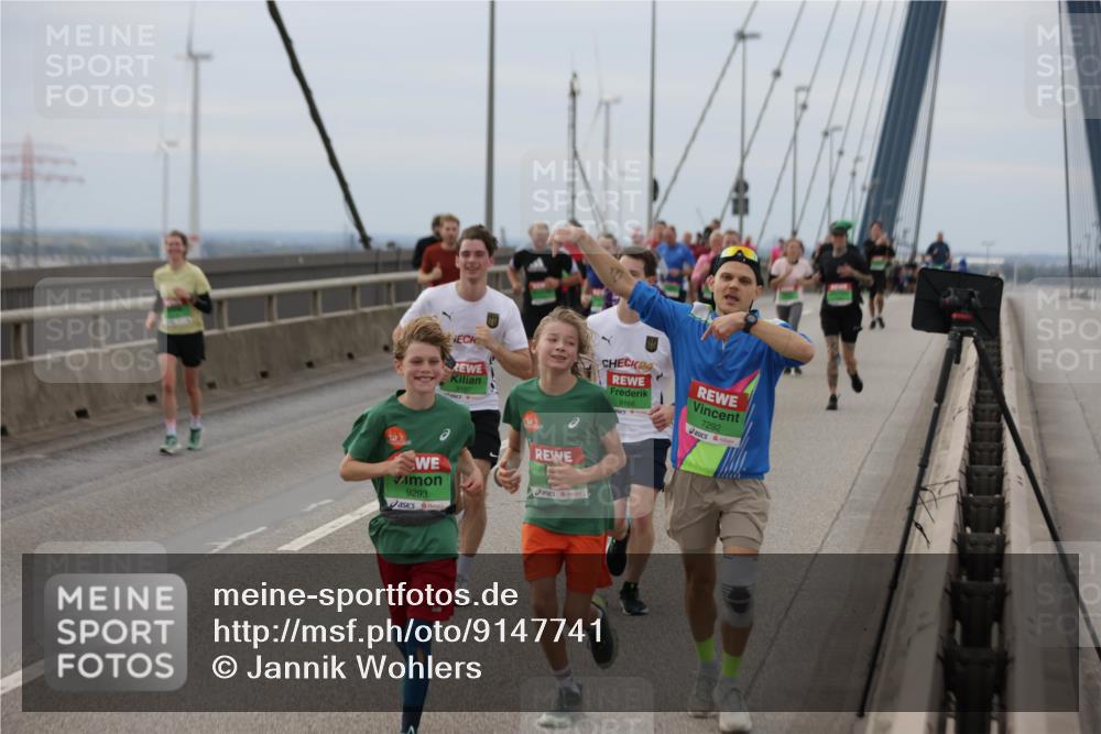 03.10.2025 - Köhlbrandbrückenlauf Jannik Wohlers http://msf.ph/oto/9147741 03.10.2025 15:51:22 Position 1 9293, 24, 9166, 7292 meine-sportfotos.de