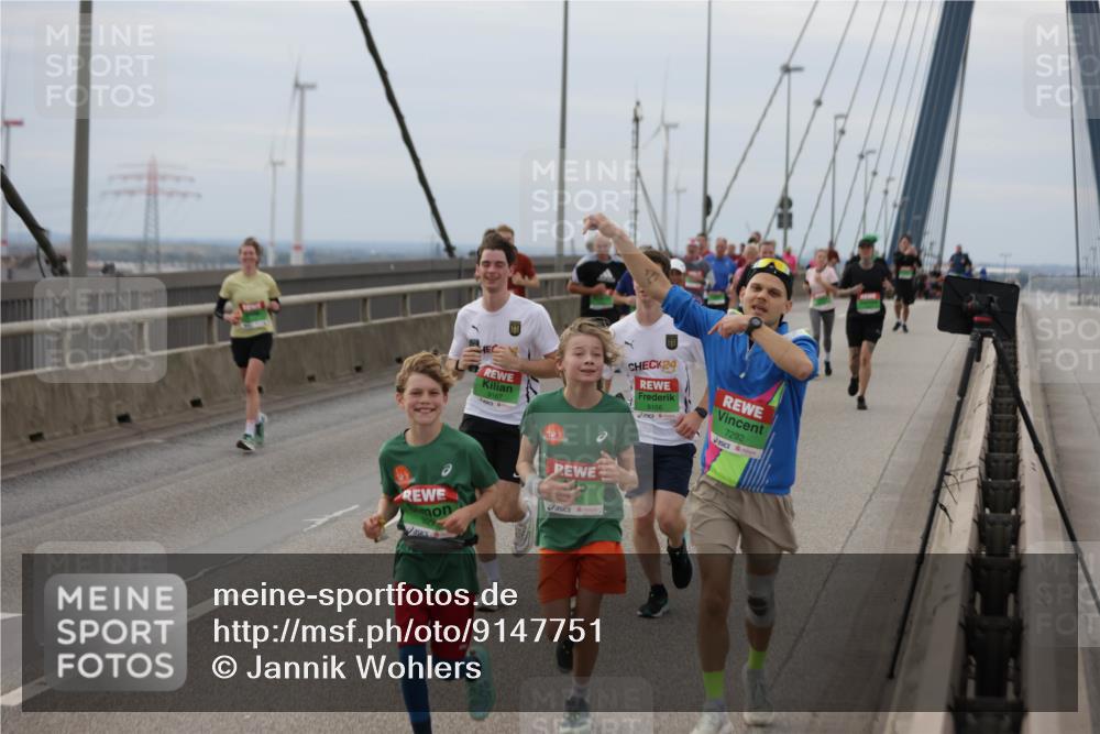 03.10.2025 - Köhlbrandbrückenlauf Jannik Wohlers http://msf.ph/oto/9147751 03.10.2025 15:51:22 Position 1 9167, 24, 9166, 7292 meine-sportfotos.de