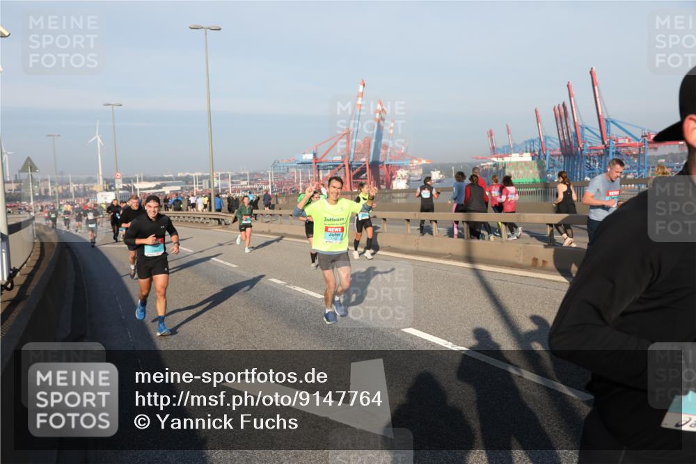 03.10.2025 - Köhlbrandbrückenlauf Yannick Fuchs http://msf.ph/oto/9147764 03.10.2025 08:38:55 Position 2  meine-sportfotos.de
