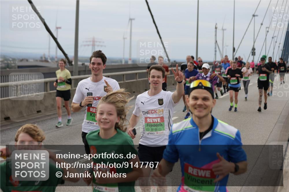 03.10.2025 - Köhlbrandbrückenlauf Jannik Wohlers http://msf.ph/oto/9147767 03.10.2025 15:51:24 Position 1 916, 24, 9166, 7292 meine-sportfotos.de