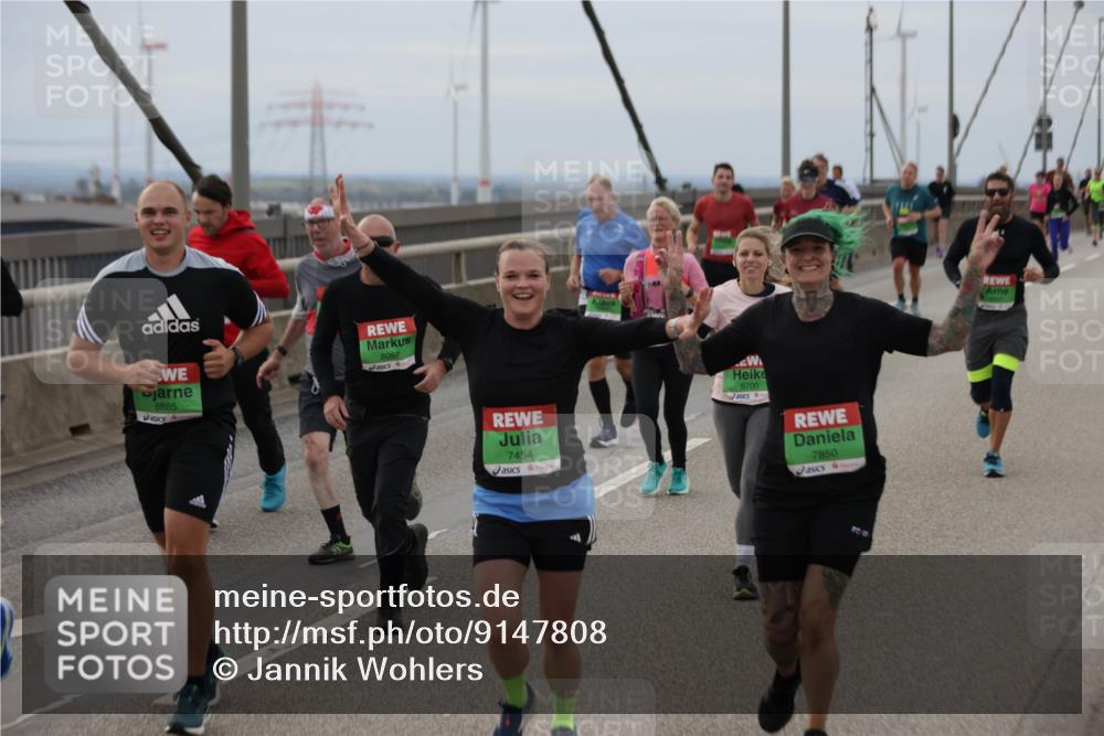 03.10.2025 - Köhlbrandbrückenlauf Jannik Wohlers http://msf.ph/oto/9147808 03.10.2025 15:51:28 Position 1 8885, 8057, 7454, 8700, 7850, 10, 19 meine-sportfotos.de