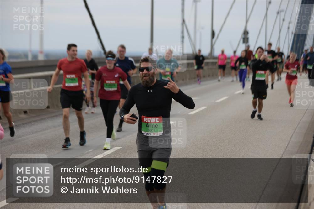 03.10.2025 - Köhlbrandbrückenlauf Jannik Wohlers http://msf.ph/oto/9147827 03.10.2025 15:51:30 Position 1 8607 meine-sportfotos.de