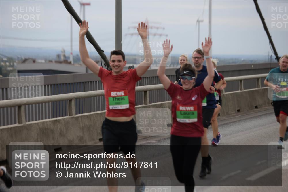 03.10.2025 - Köhlbrandbrückenlauf Jannik Wohlers http://msf.ph/oto/9147841 03.10.2025 15:51:32 Position 1  meine-sportfotos.de
